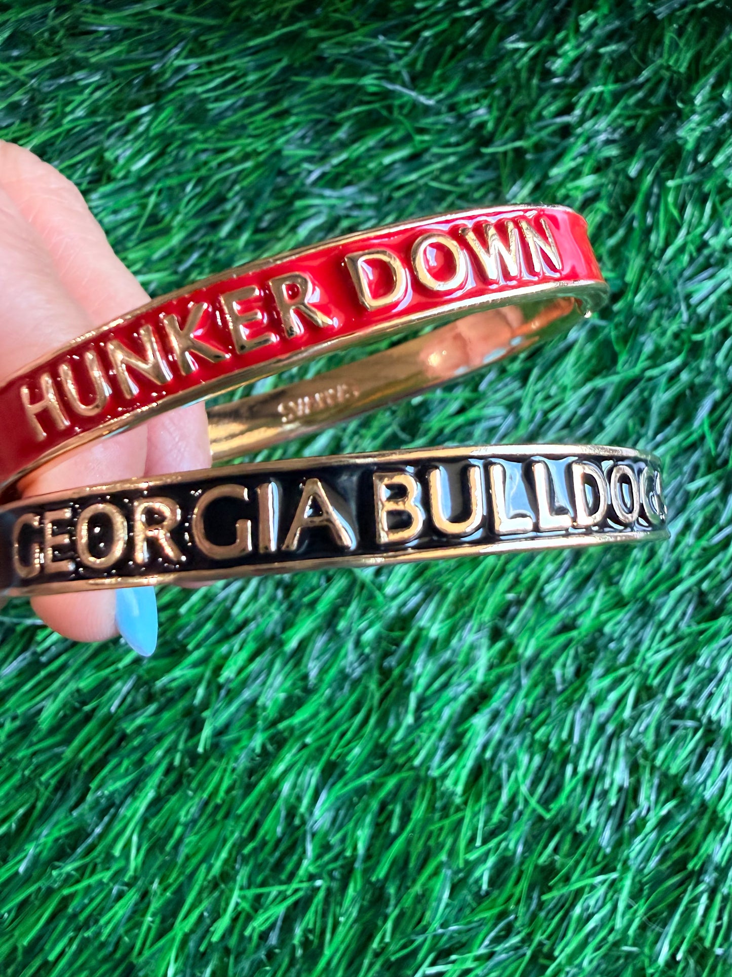 1 bangle georgia Bulldog hunker down