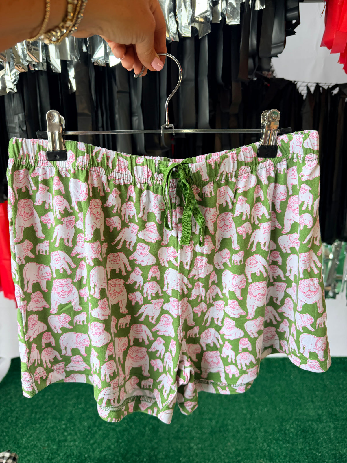 Sleep shorts green and pink bulldog