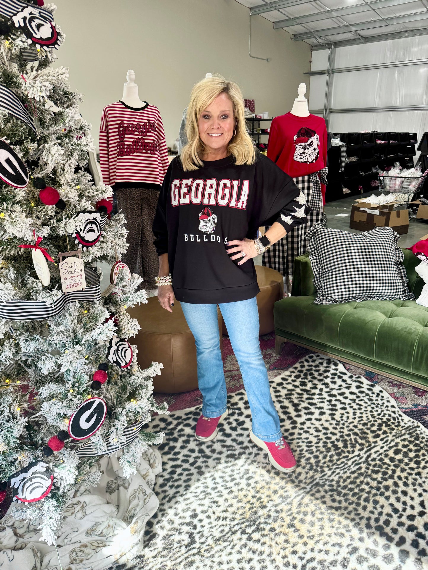 Black sweatshirt licensed stars