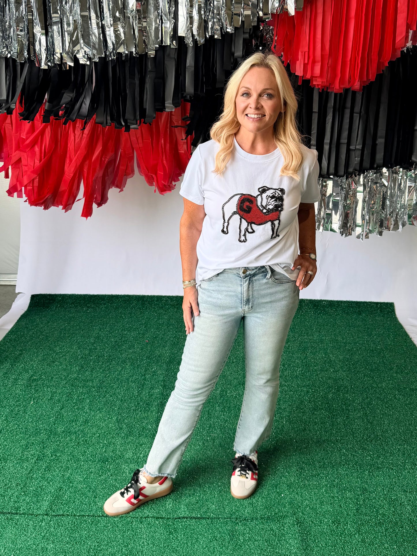 Mascot beaded tee bulldog- goes up to 3XL
