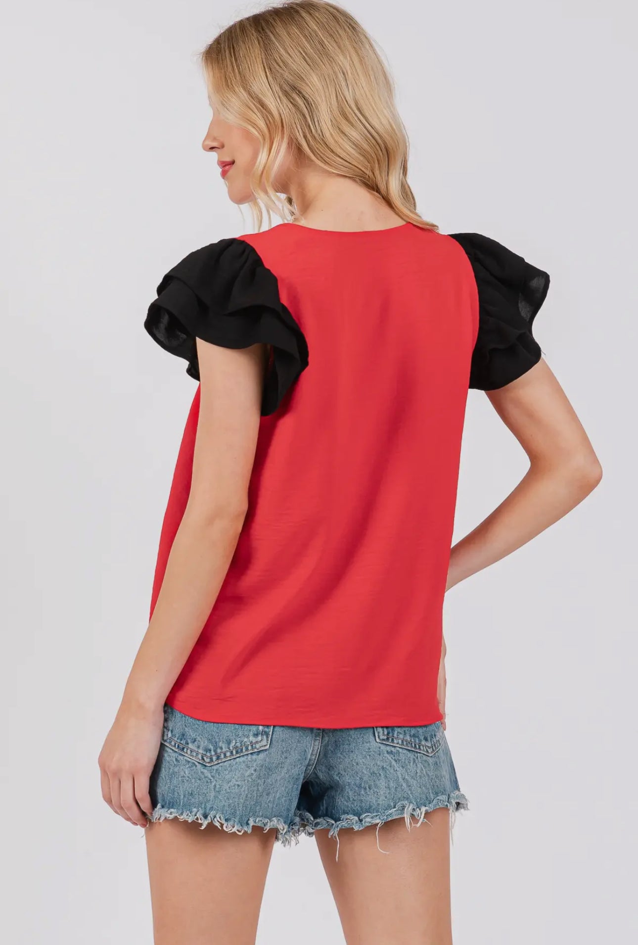 Flutter sleeve red black top