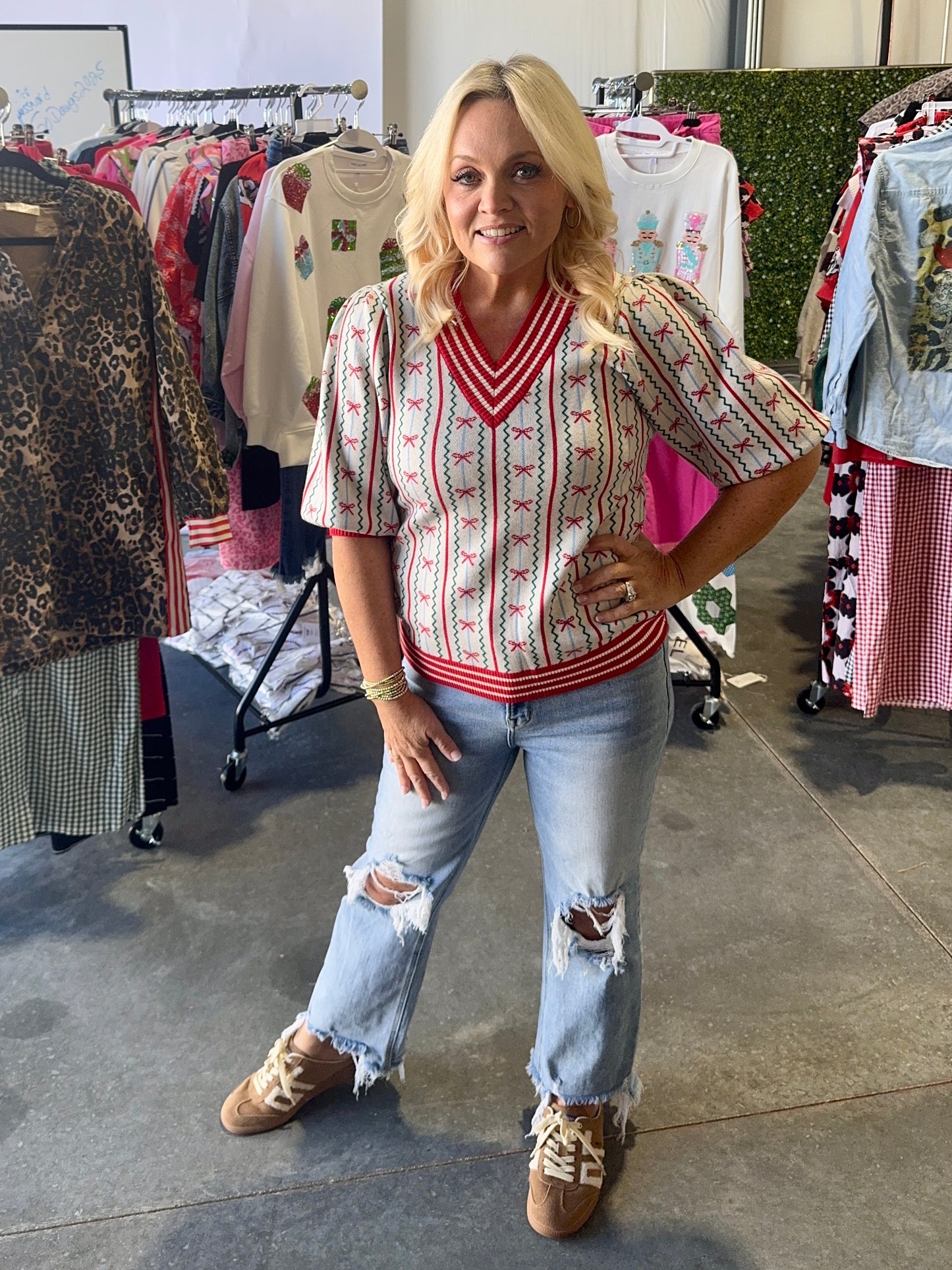 Mmm Bow knit sweater Christmas