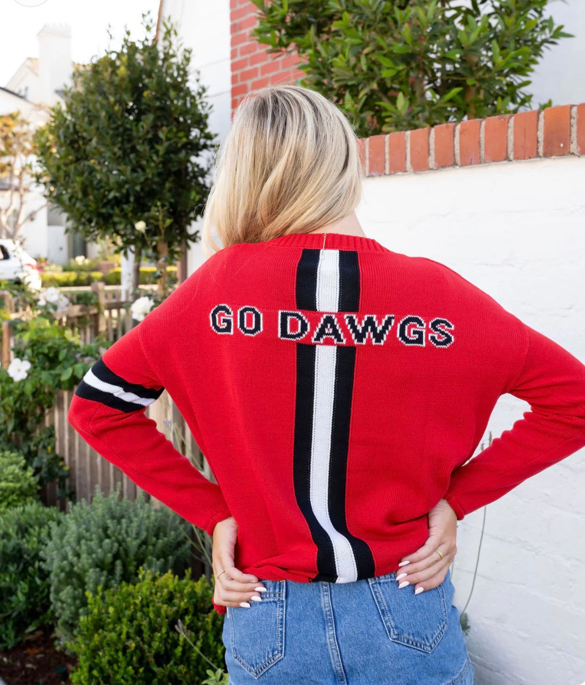 Licensed knit light  weight dawgs sweater