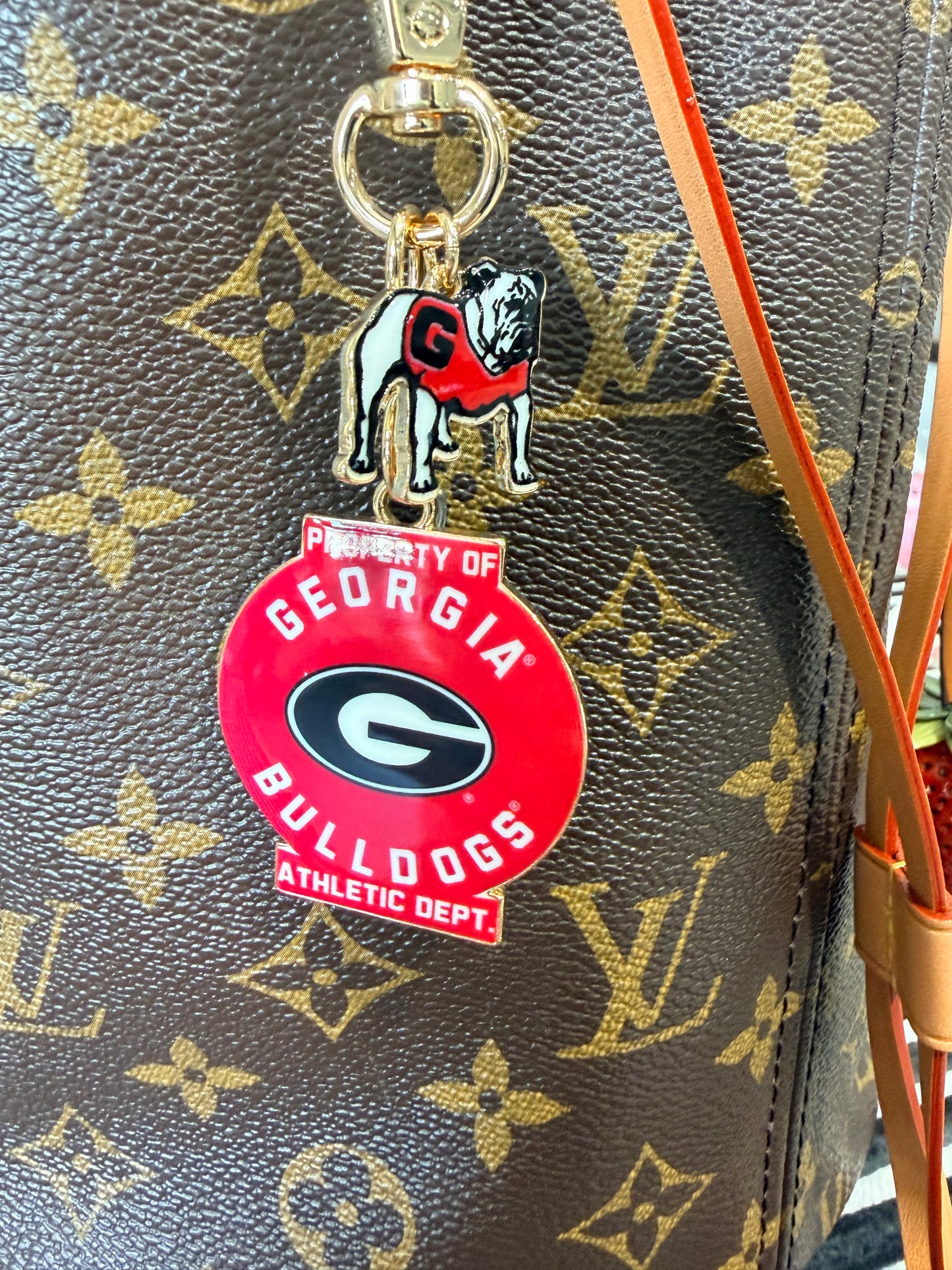 Bag charm licensed UGA