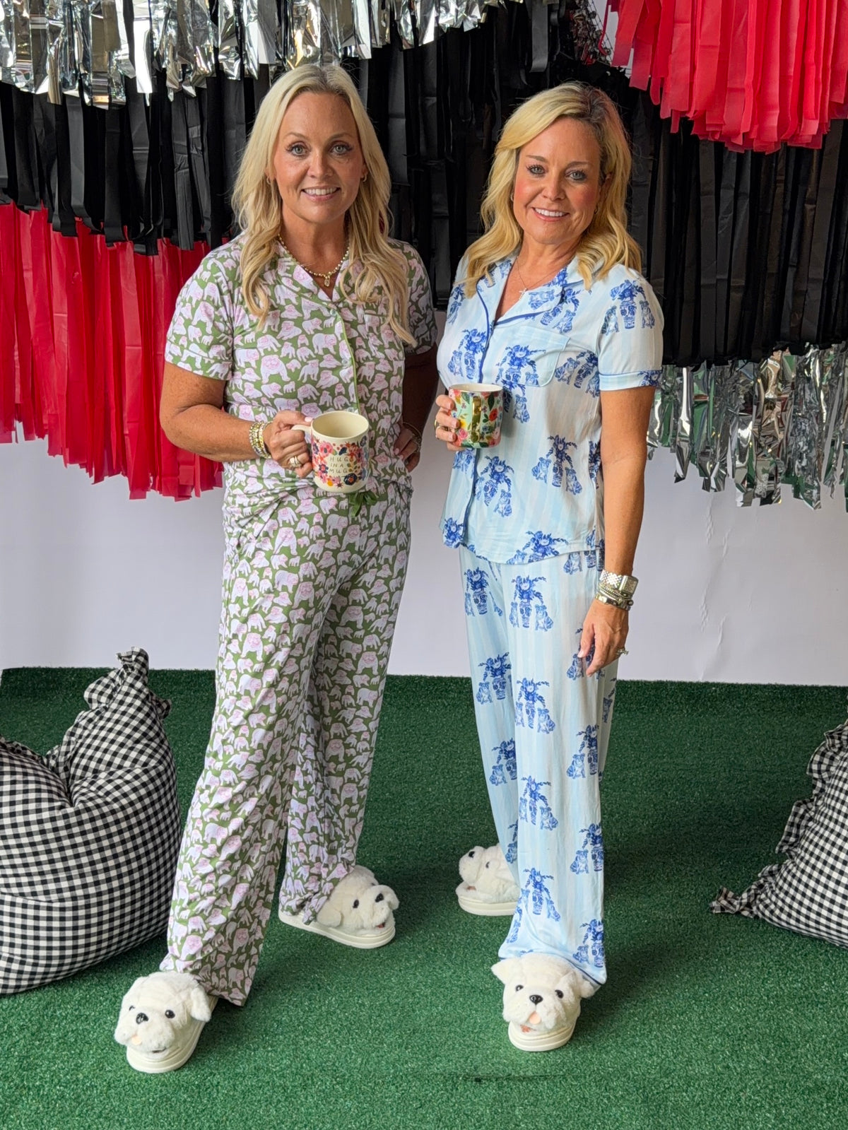 chinoiserie pajamas!  bulldogs blue top