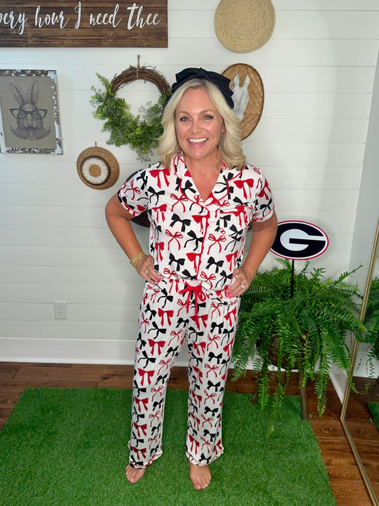 New Bow pajamas black and red so cute!
