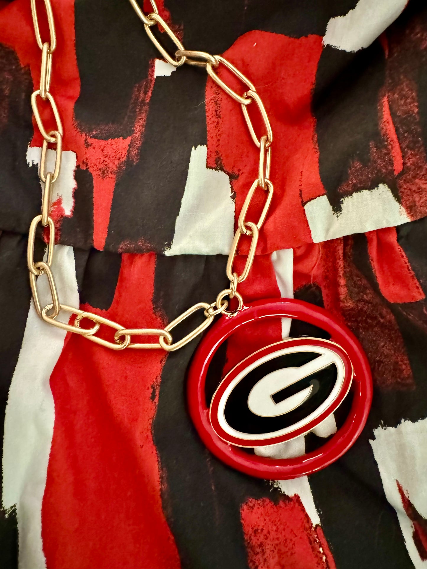 Georgia bulldogs logo medallion necklace large