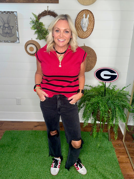 New knit top with zipper black and red