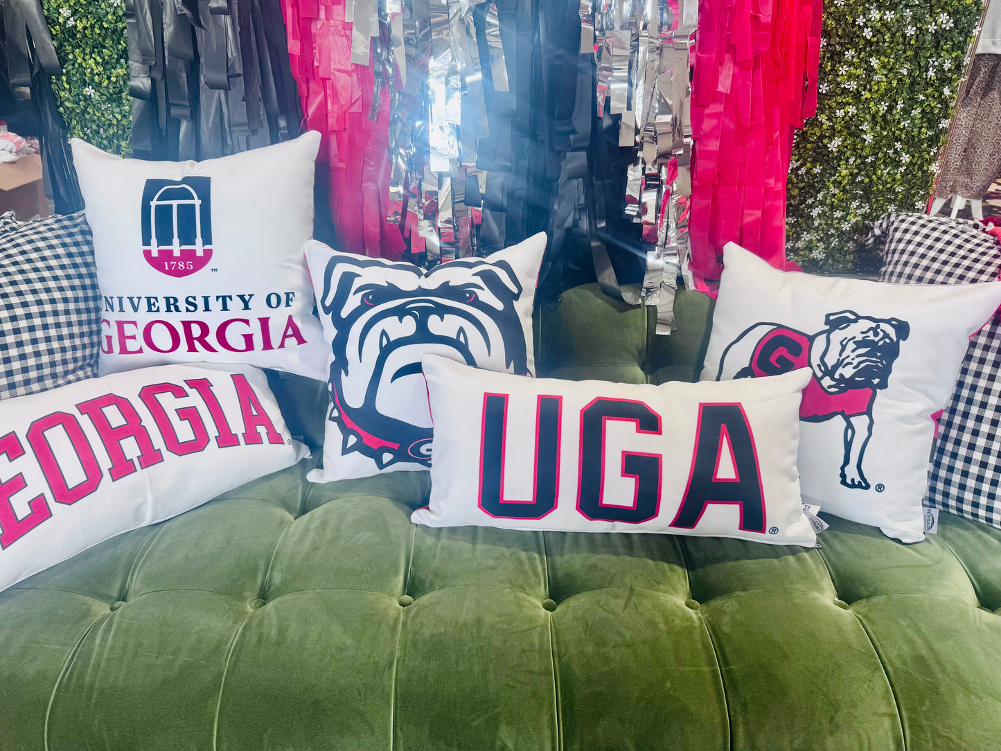 UGA bulldogs lumbar pillow cover licensed
