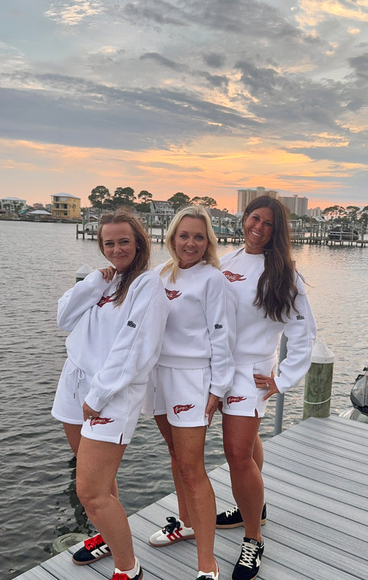 Hype and vice licensed crew white sweatshirt Georgia! Up to size XXL