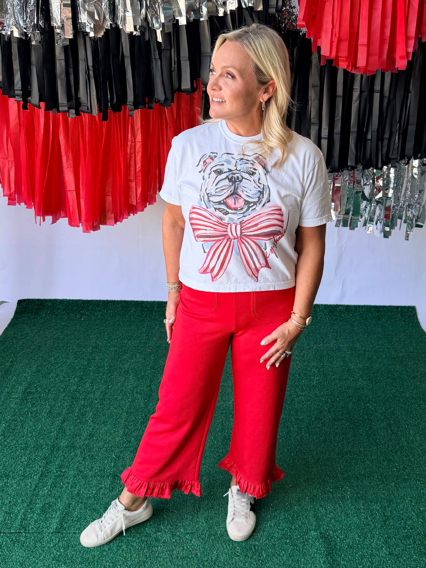 Artist bulldog tee