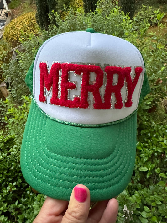 Christmas hat green and white with Merry patch ( trucker chain sold separately)