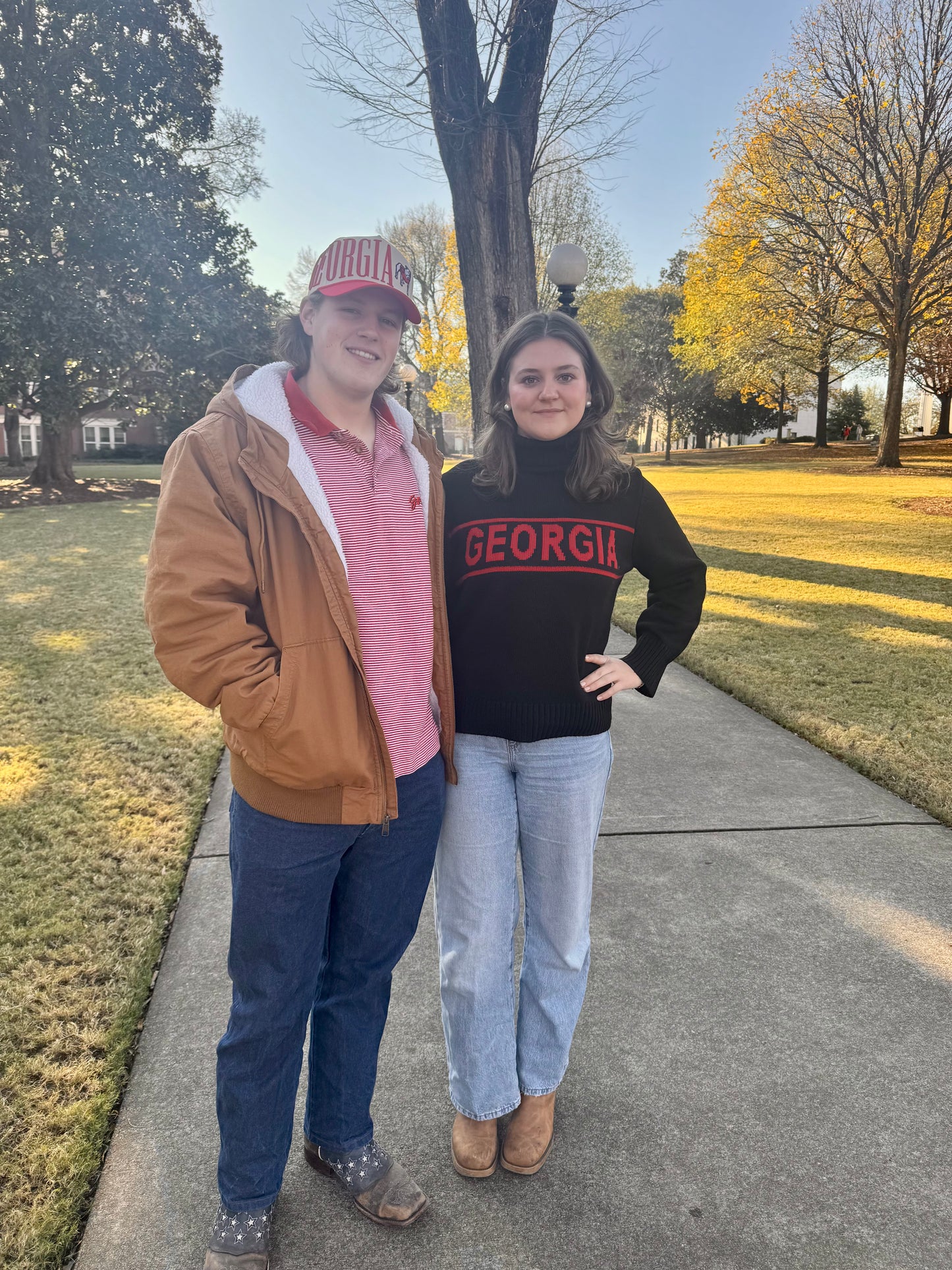 Licensed sweater black georgia