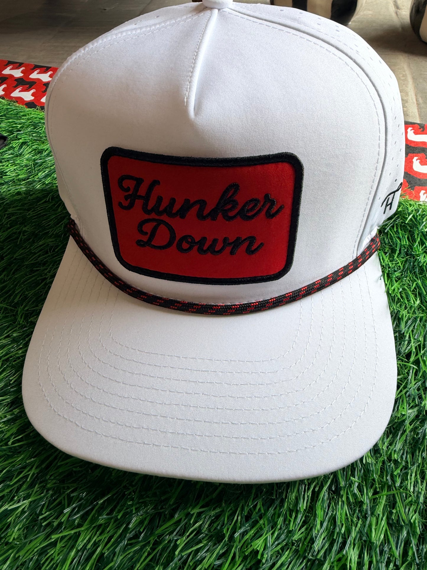 Hunker down hat rope style
