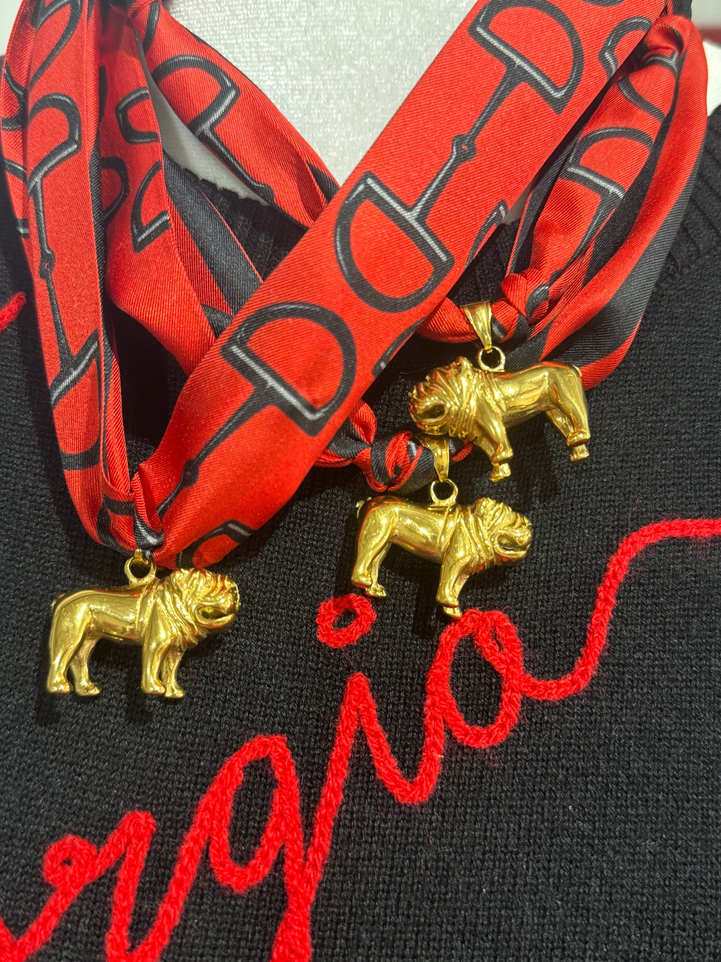 Bulldog scarf necklace