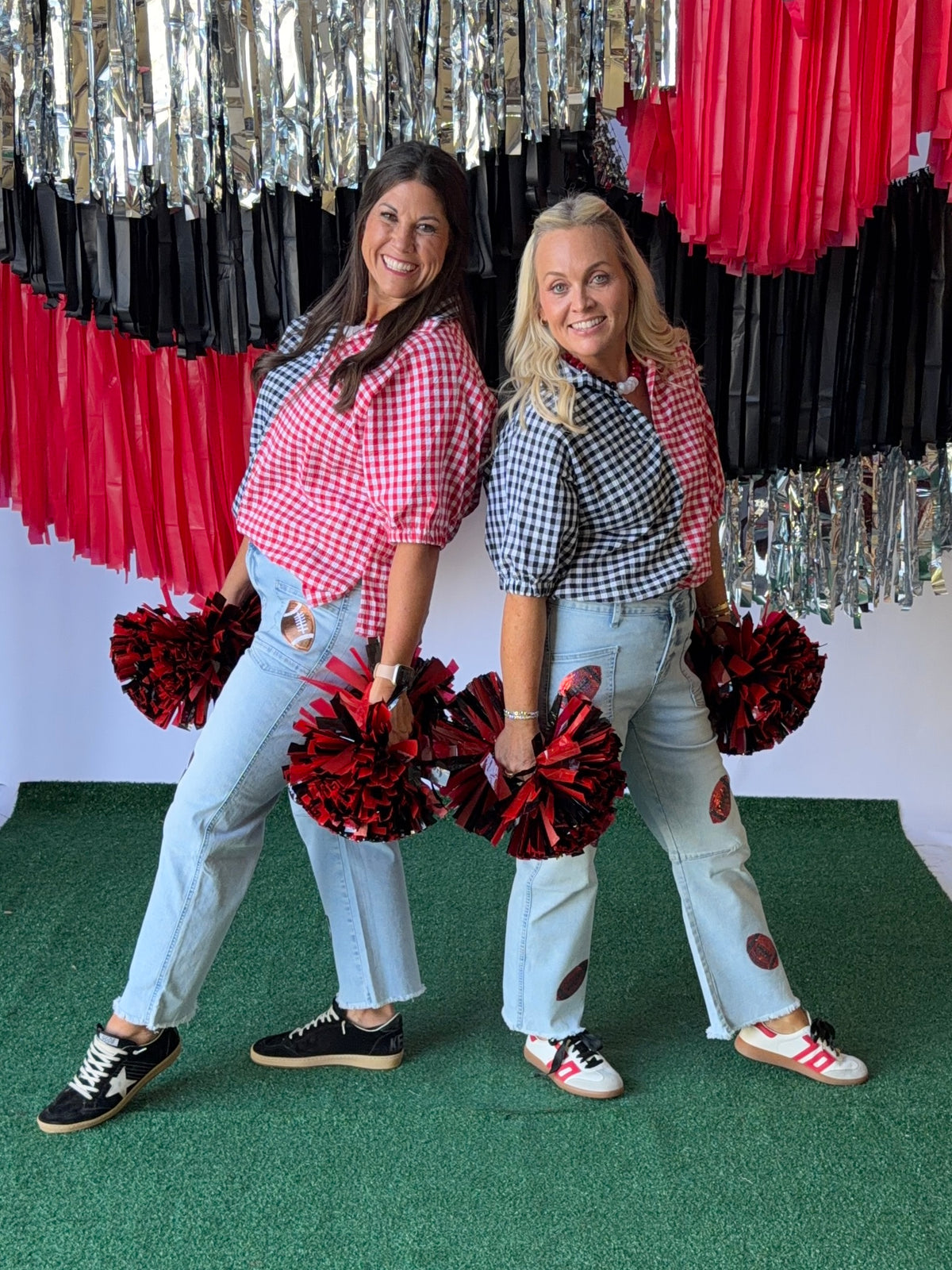 Gingham top black and red
