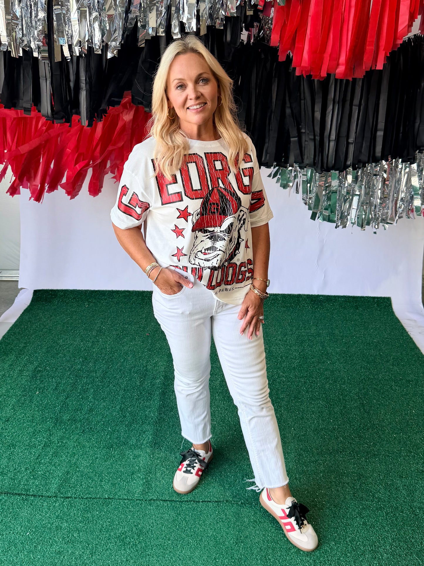 Oversized licensed tee Georgia bullodgs