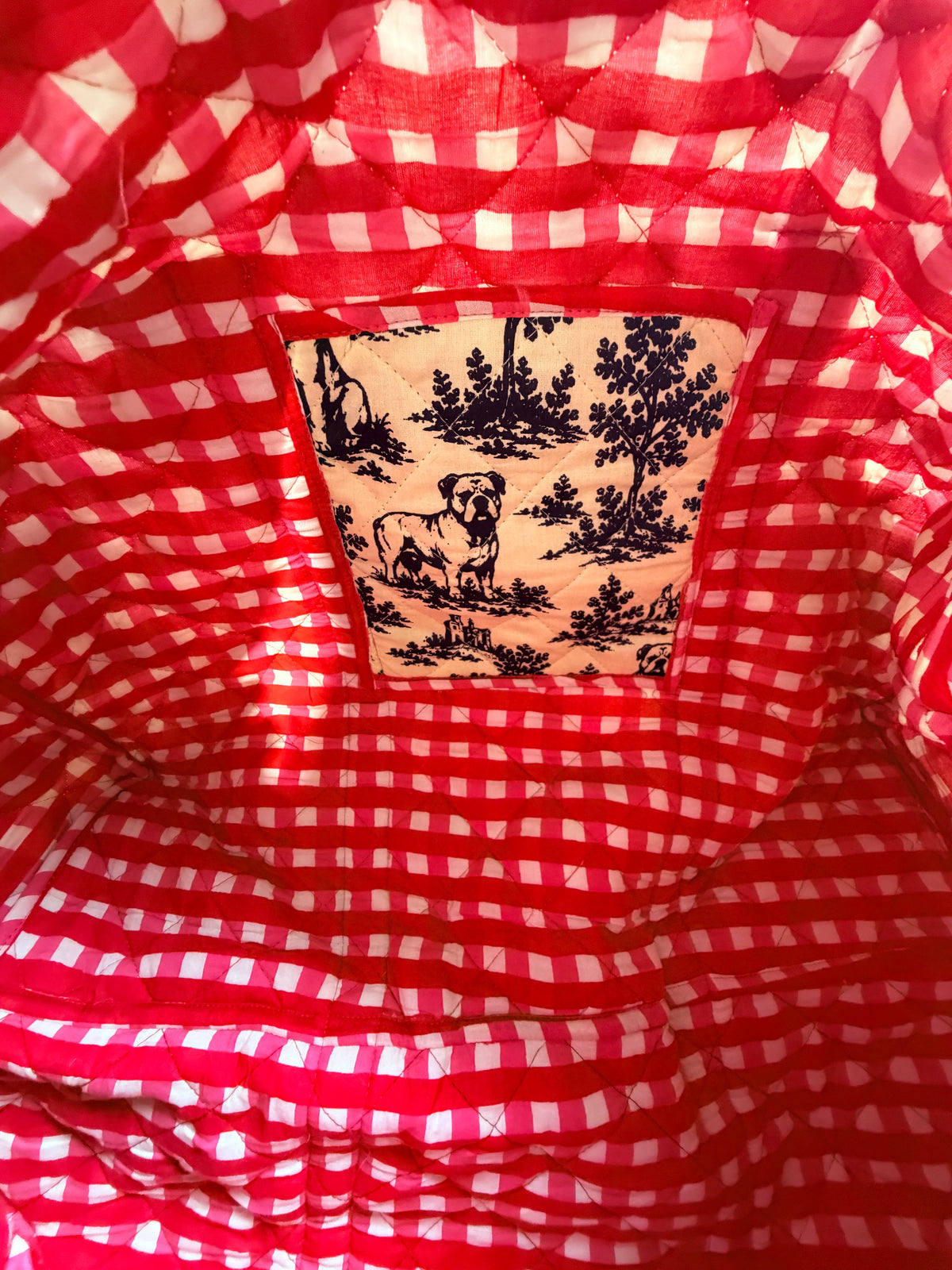 Exclusive bulldog toile duffle bag