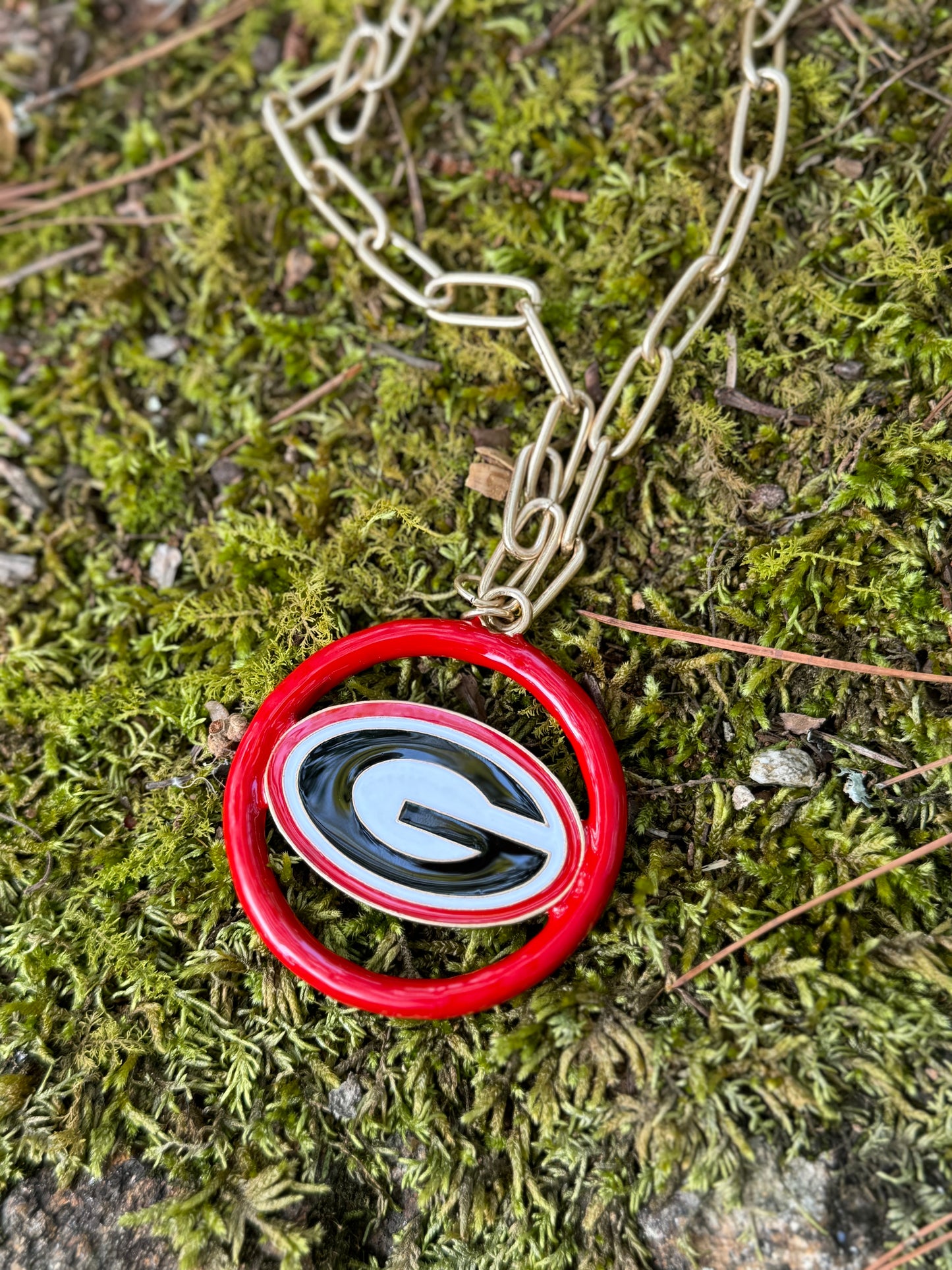 Georgia bulldogs logo medallion necklace large