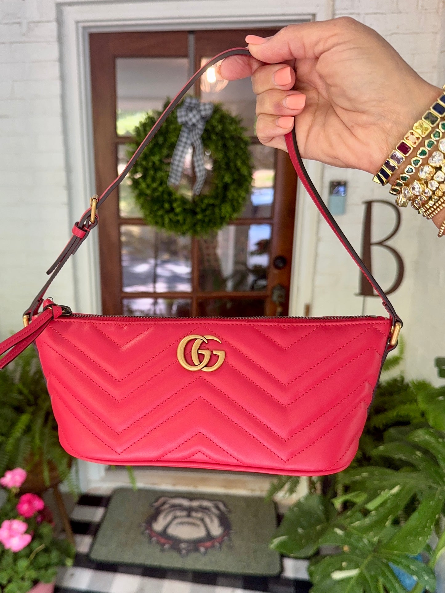 Gucci GG marmot shoulder bag red pre loved