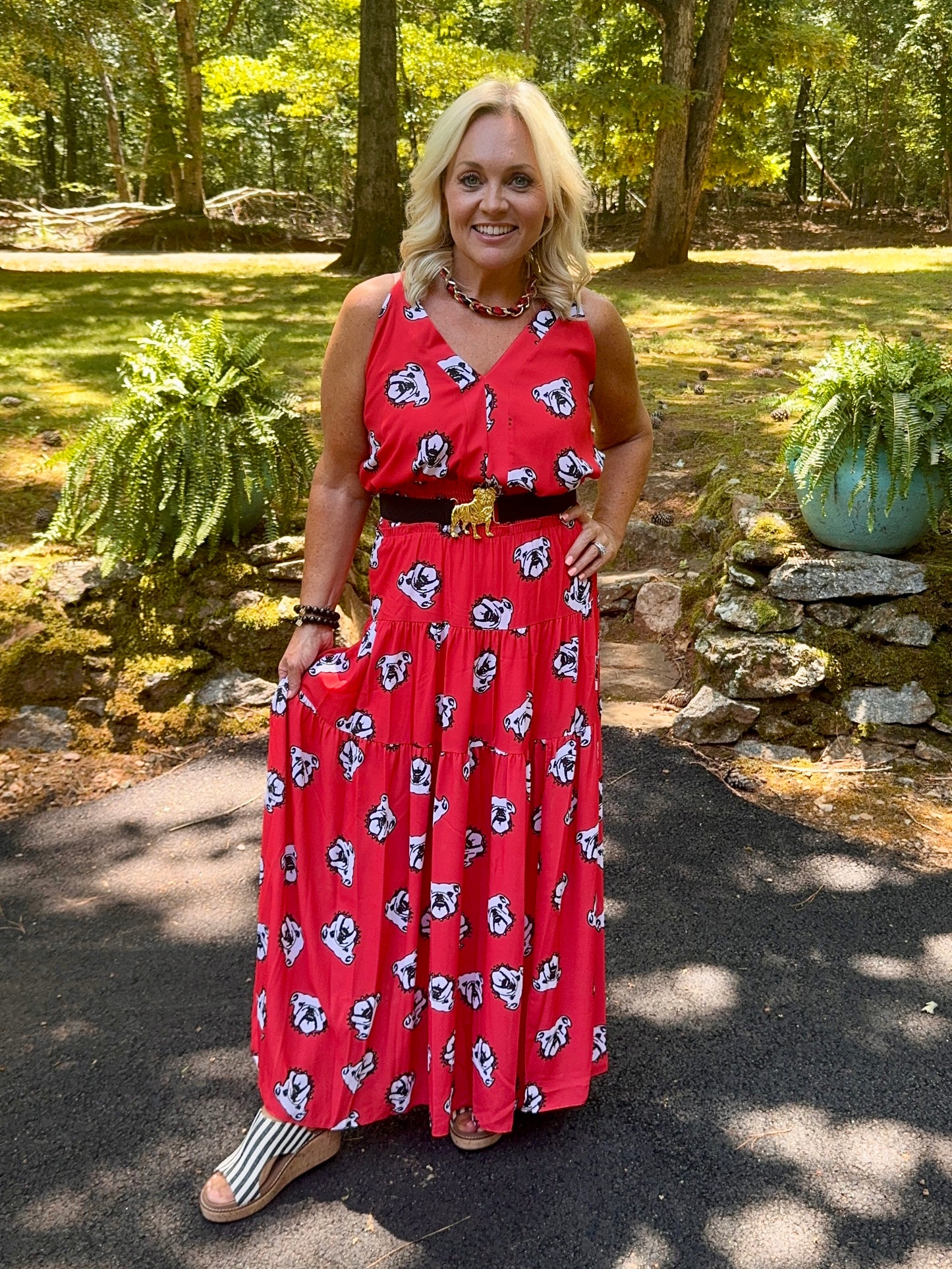 Tank red flowy oversized with bulldogs