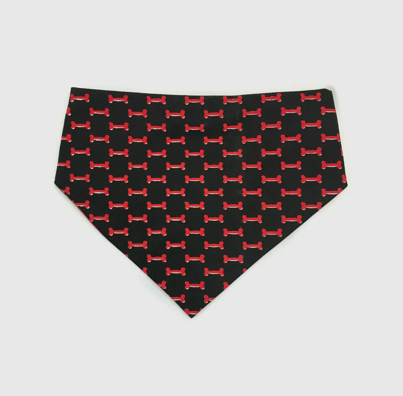 Reversible dog bandana red and black