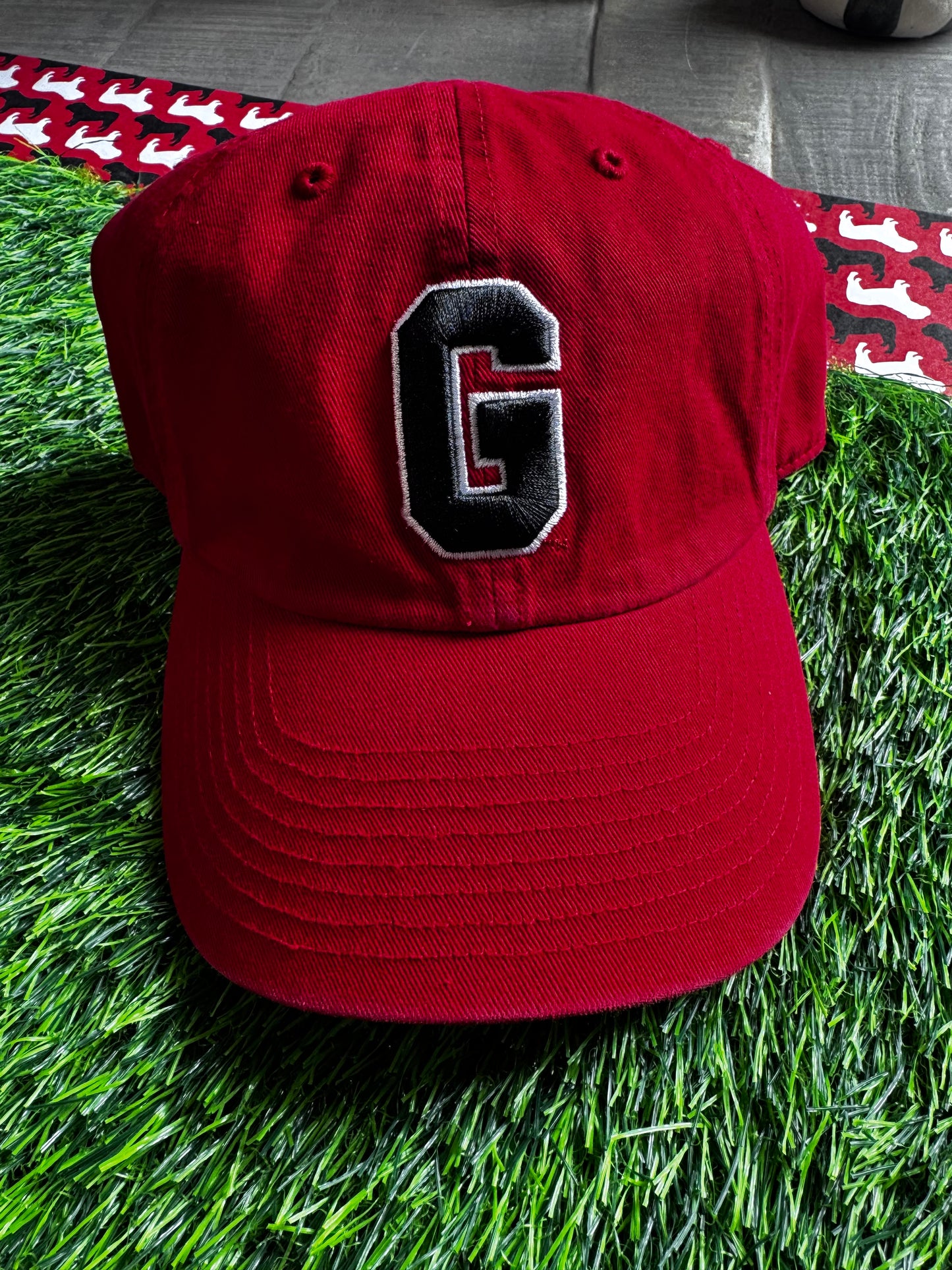 G hat red with black g patch