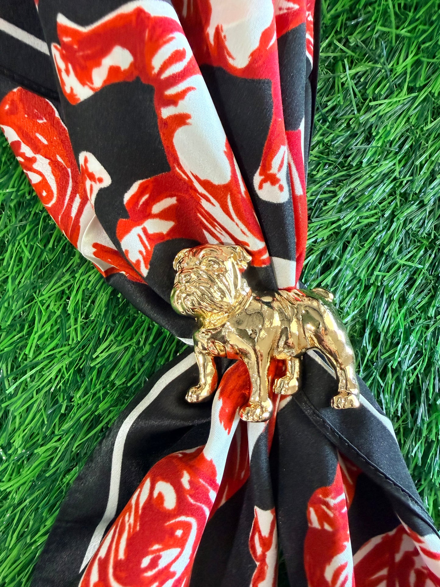 Bulldog gold scarf slide