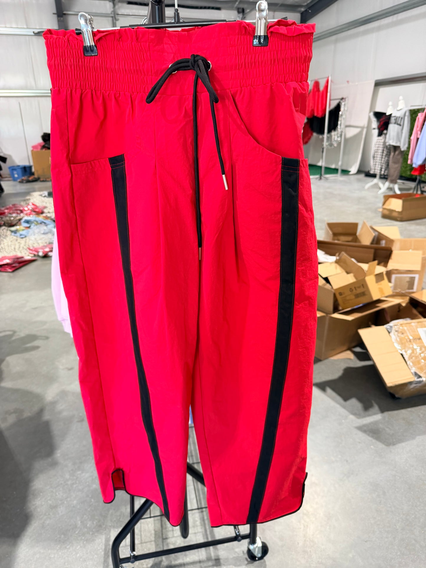 Sporty running  pant style black and red