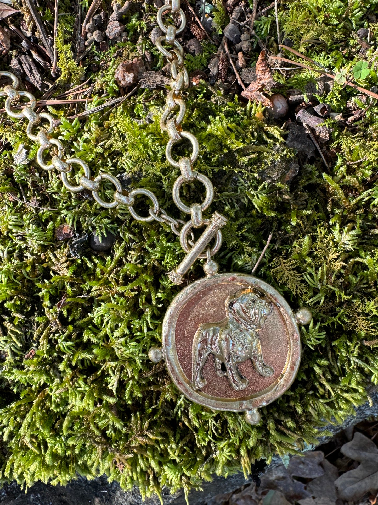 Standing dog medallion necklace