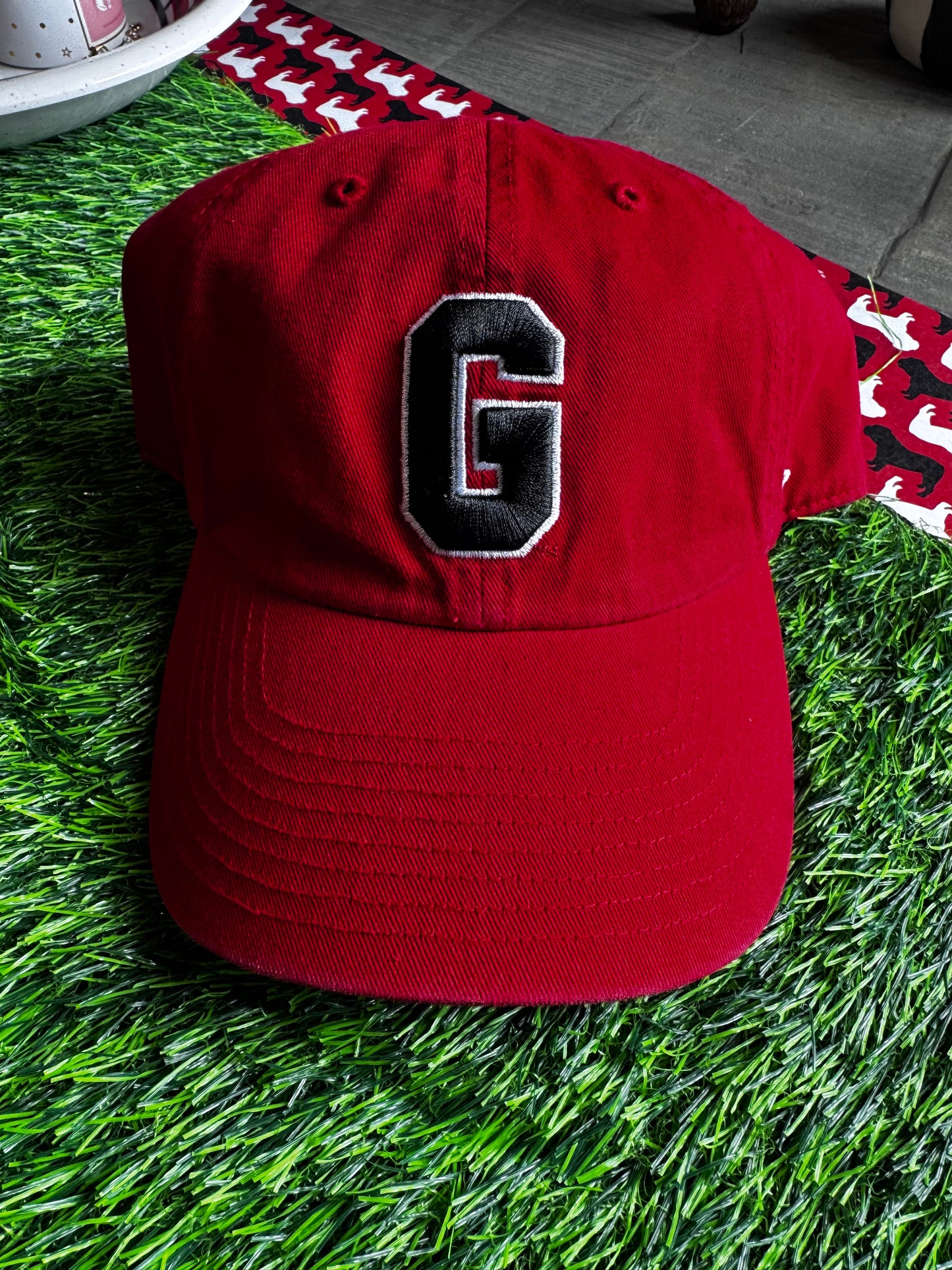 G hat red with black g patch