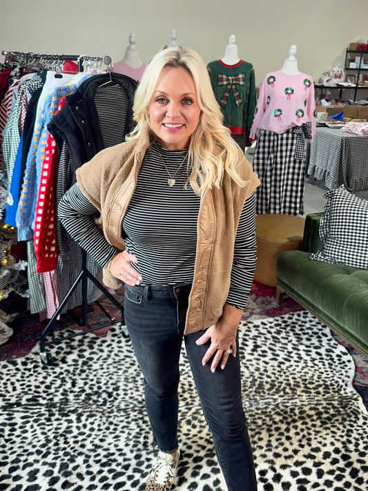 Mock neck long sleeve top black and white stripe!