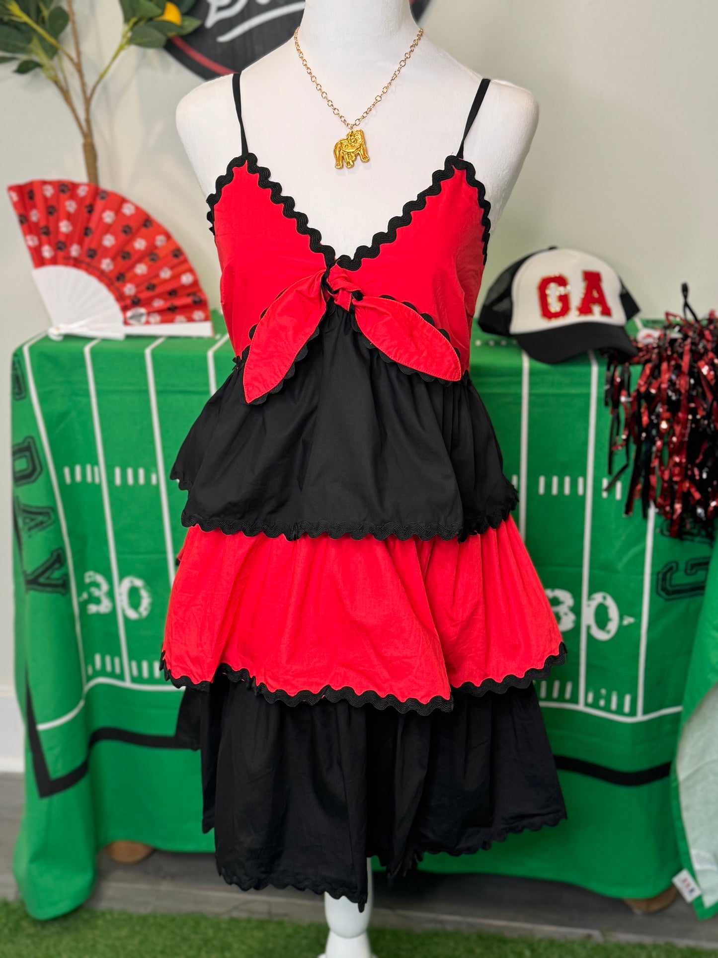 Black and red ric rak adjustable strap tiered dress