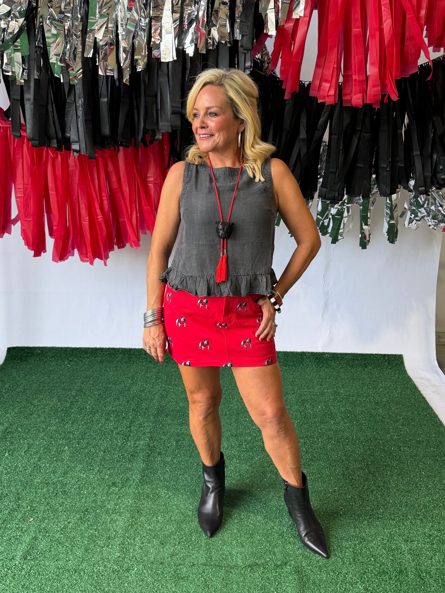 Red denim embroidered dawg skirt Licensed