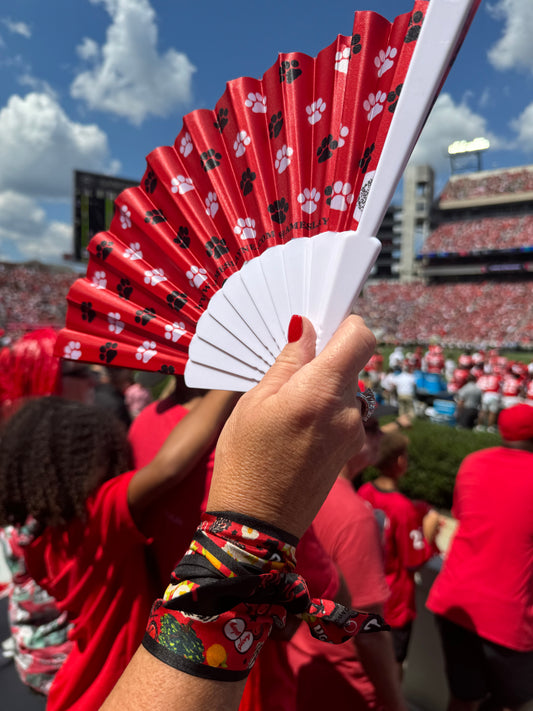 Paw black and red fan