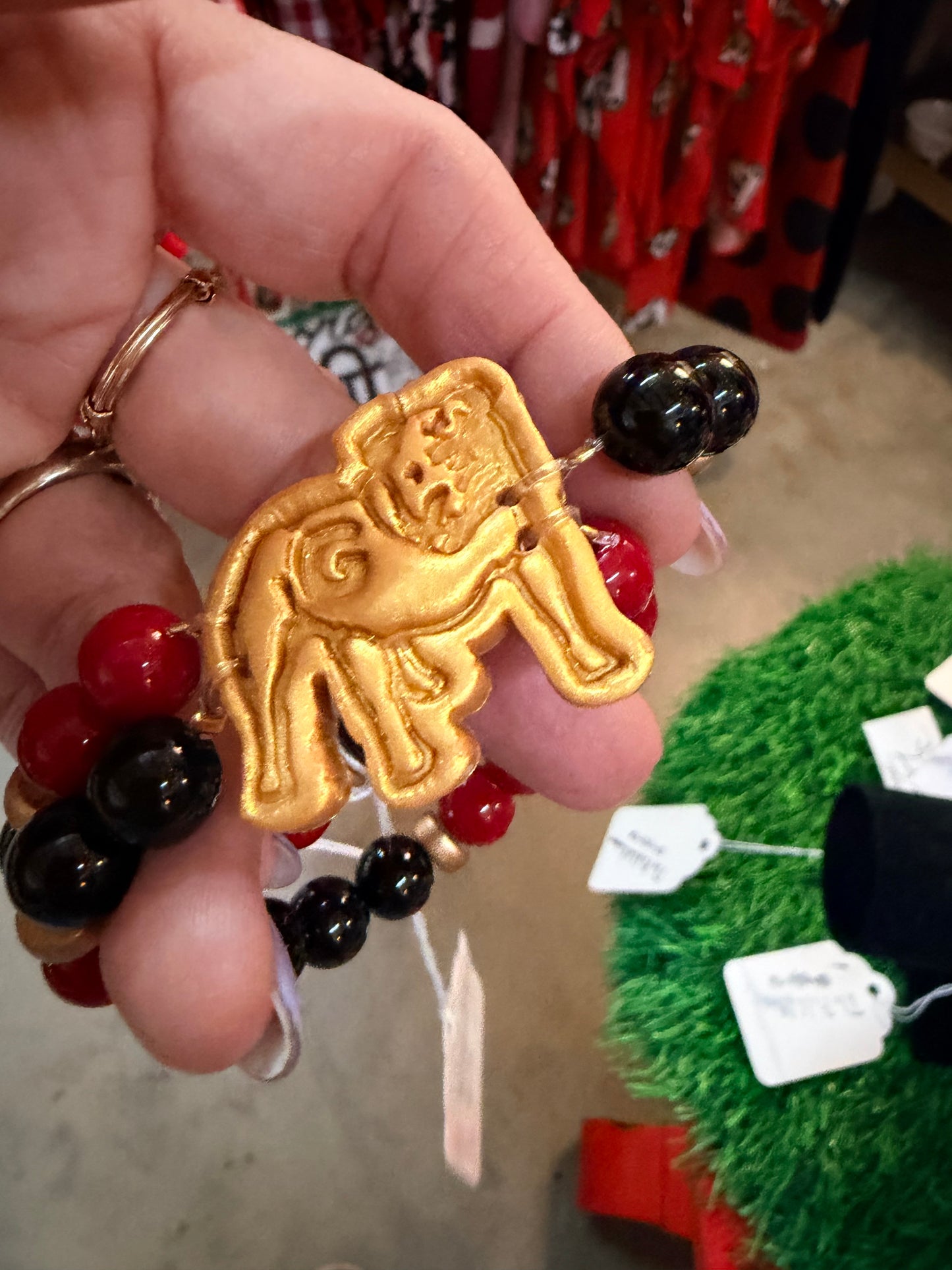Red and Black Double Jade with Bulldog