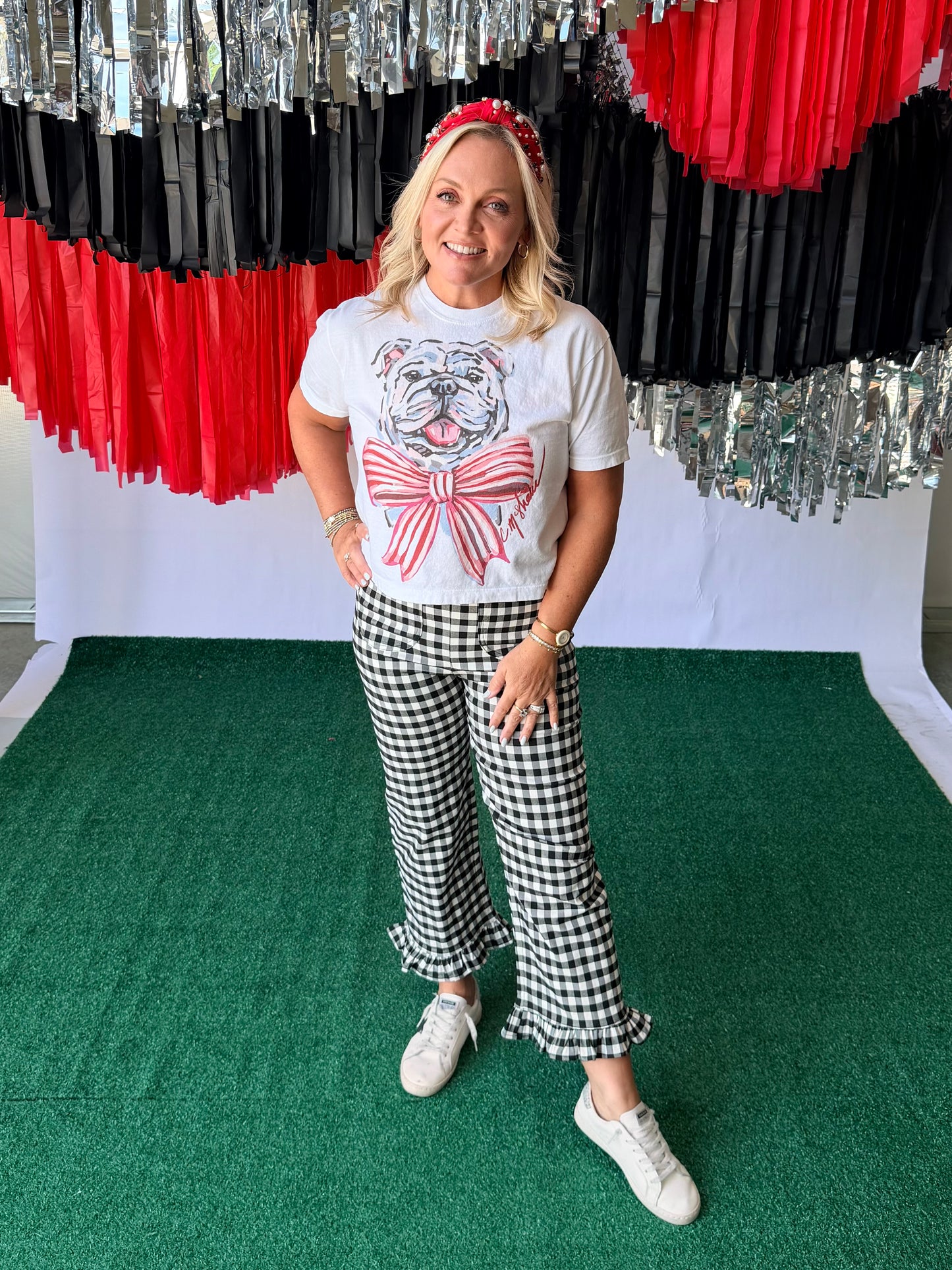 Artist bulldog tee