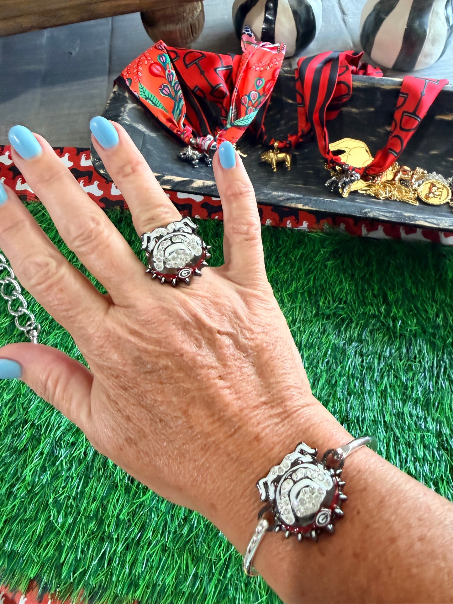 Licensed bulldog silver cuff