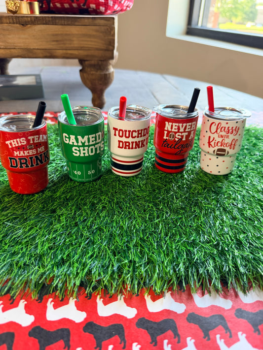 Swig shot glass with straw