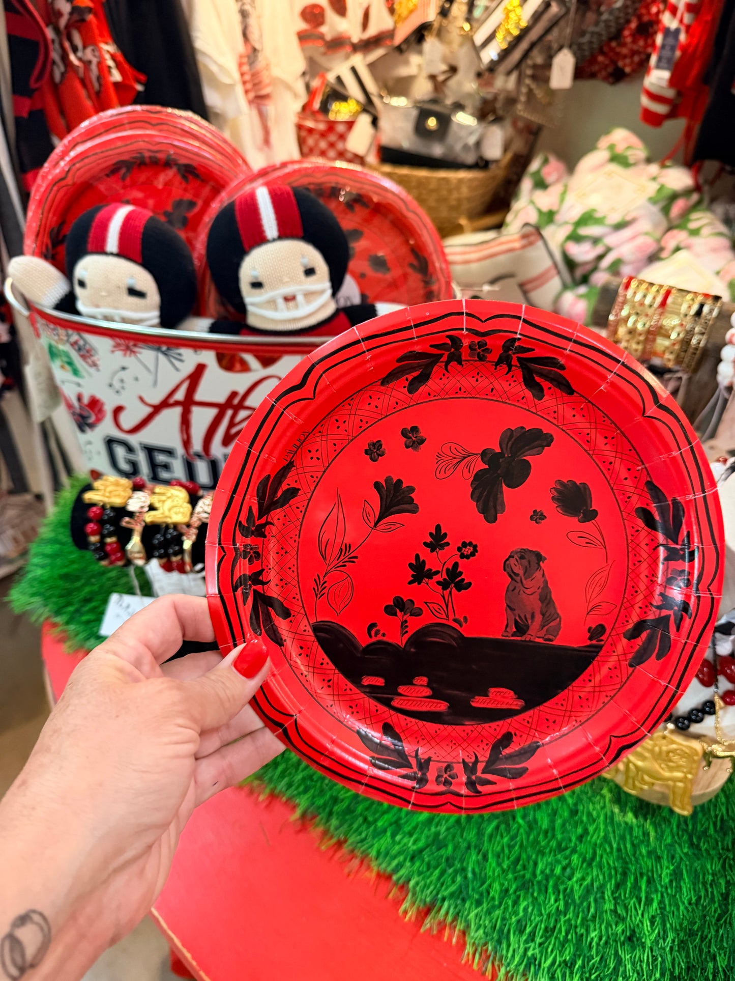 Set of 8 bulldog paper plates