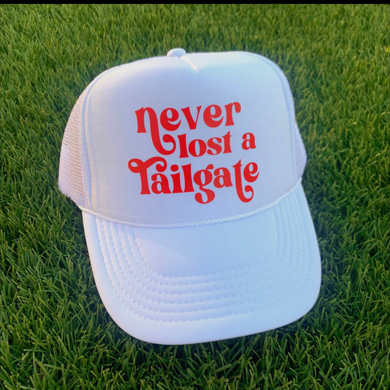 Never Lost a tailgate white hat