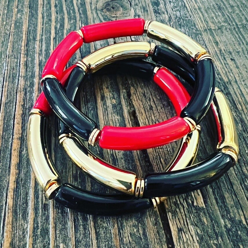 Red and black bracelet set